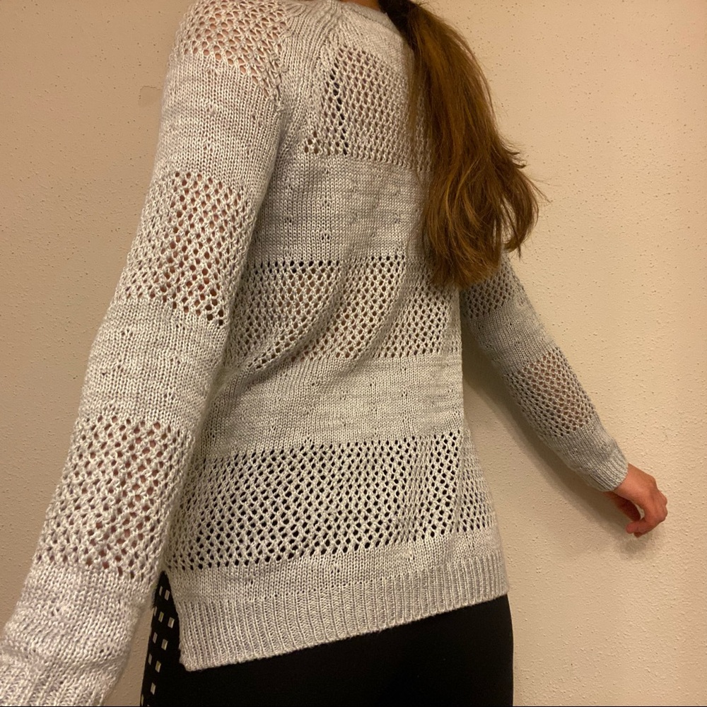 Gray sweater - Picture 5 of 5